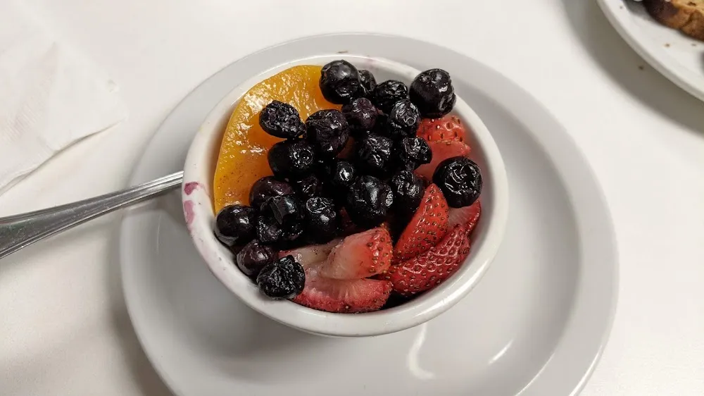 Fruit Cup w Bananas Blueberries Peaches Strawberries